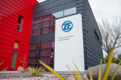 CENTRUM SZKOLENIOWE ZF